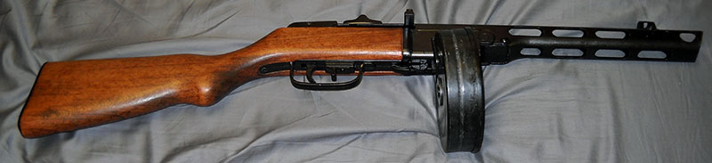 PPSh-41 replica submachine gun, right side